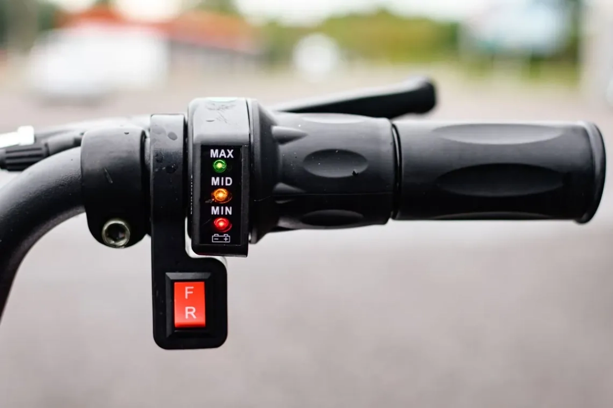 Электроквадроцикл AVM Cybertruck