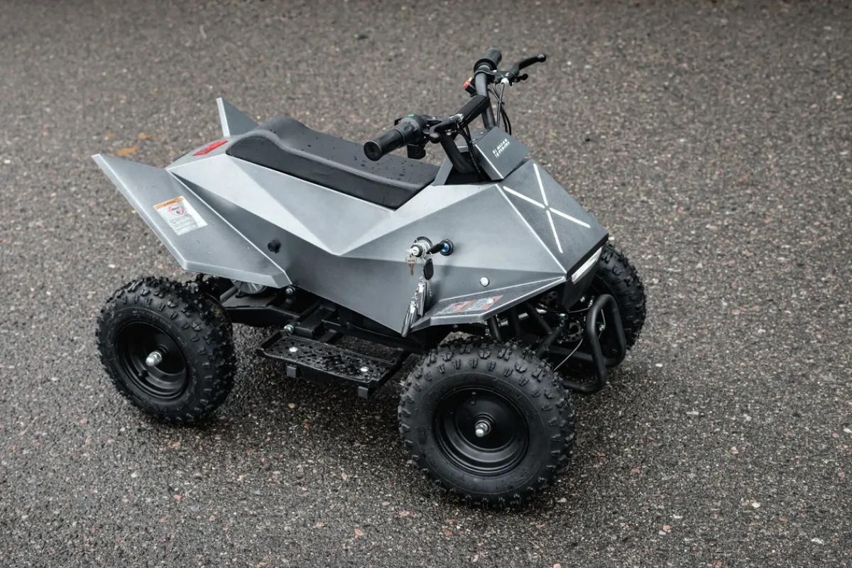 Электроквадроцикл AVM Cybertruck