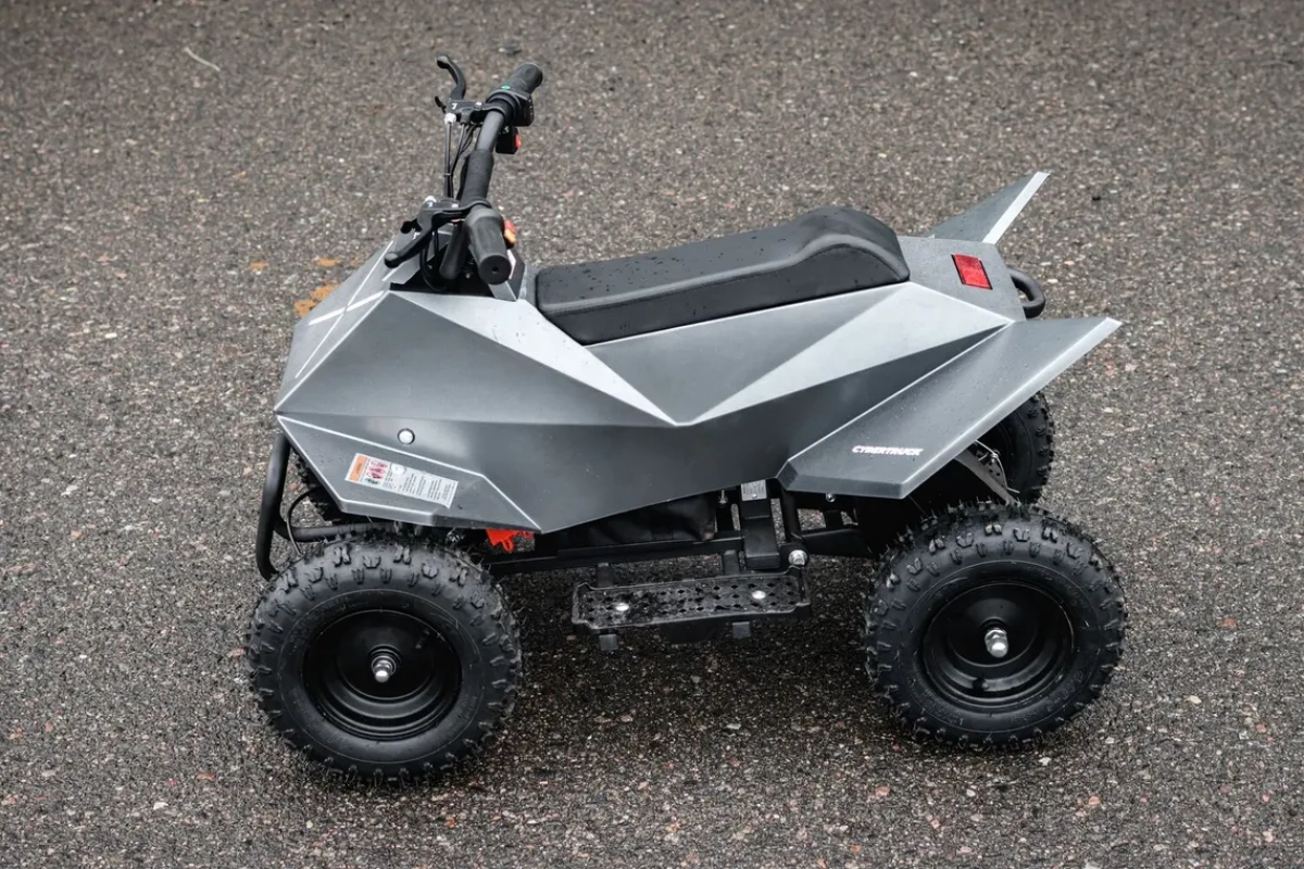 Электроквадроцикл AVM Cybertruck