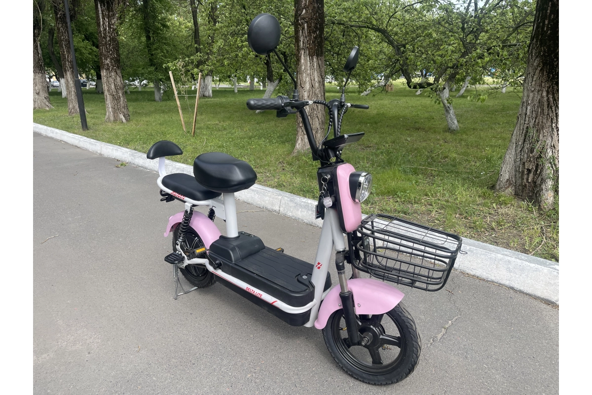 Электроскутер AVM Delta Lite