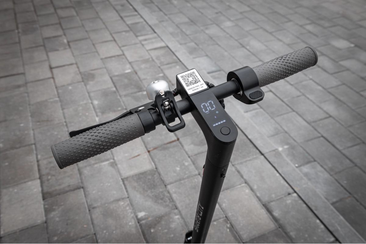 Электросамокат Smart8 City чёрный