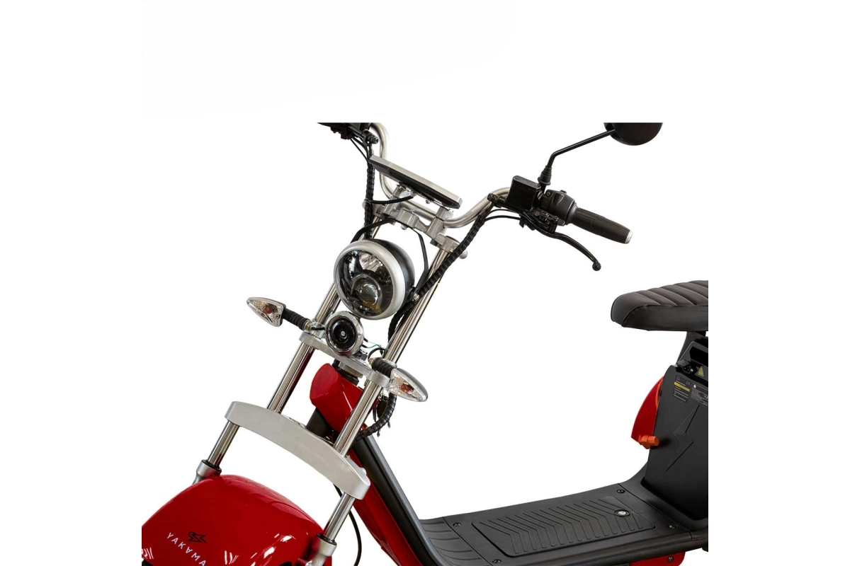 Трёхколёсный электроскутер YAKAMA AP-H0003G красный
