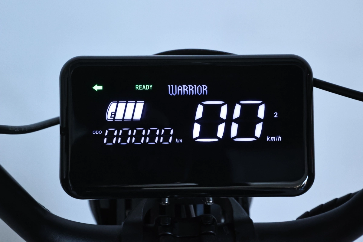 Электровелосипед SmartBalance Combat Pro (2025)