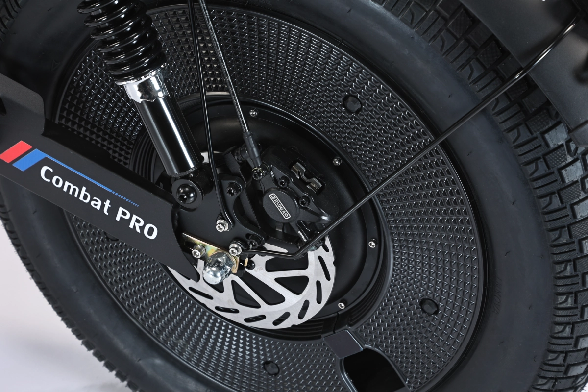 Электровелосипед SmartBalance Combat Pro (2025)