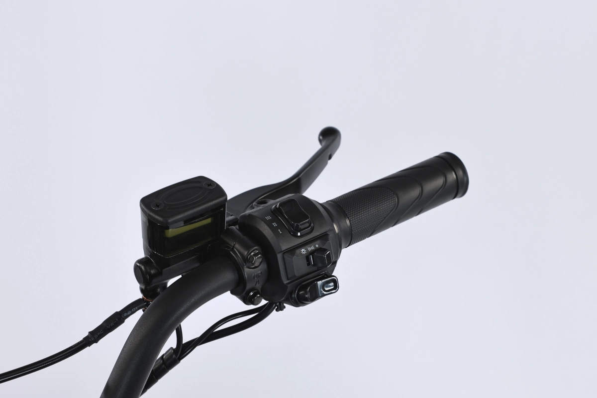 Электровелосипед SmartBalance Combat Pro (2025)