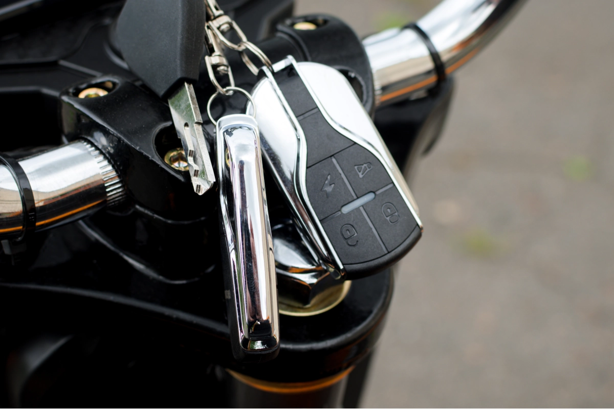 Электротрицикл грузовой AVM Cargo mini 800