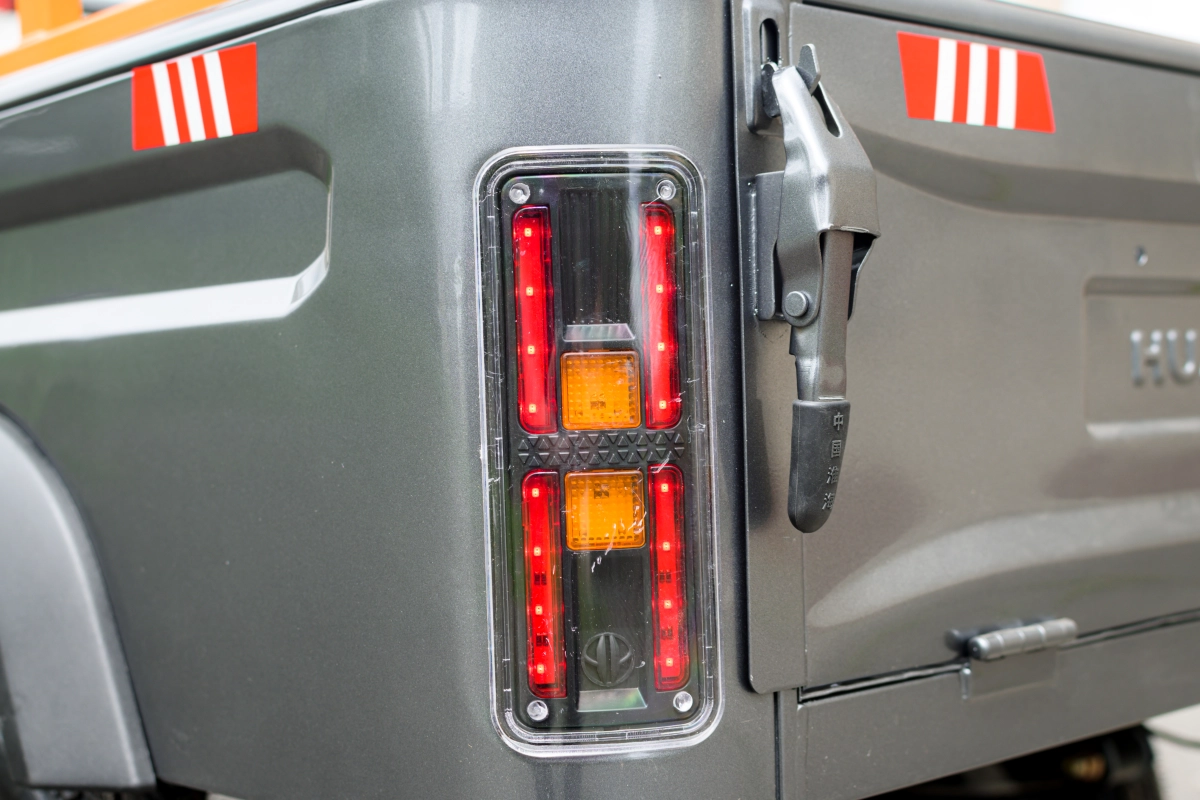 Электротрицикл грузовой AVM Cargo mini 800