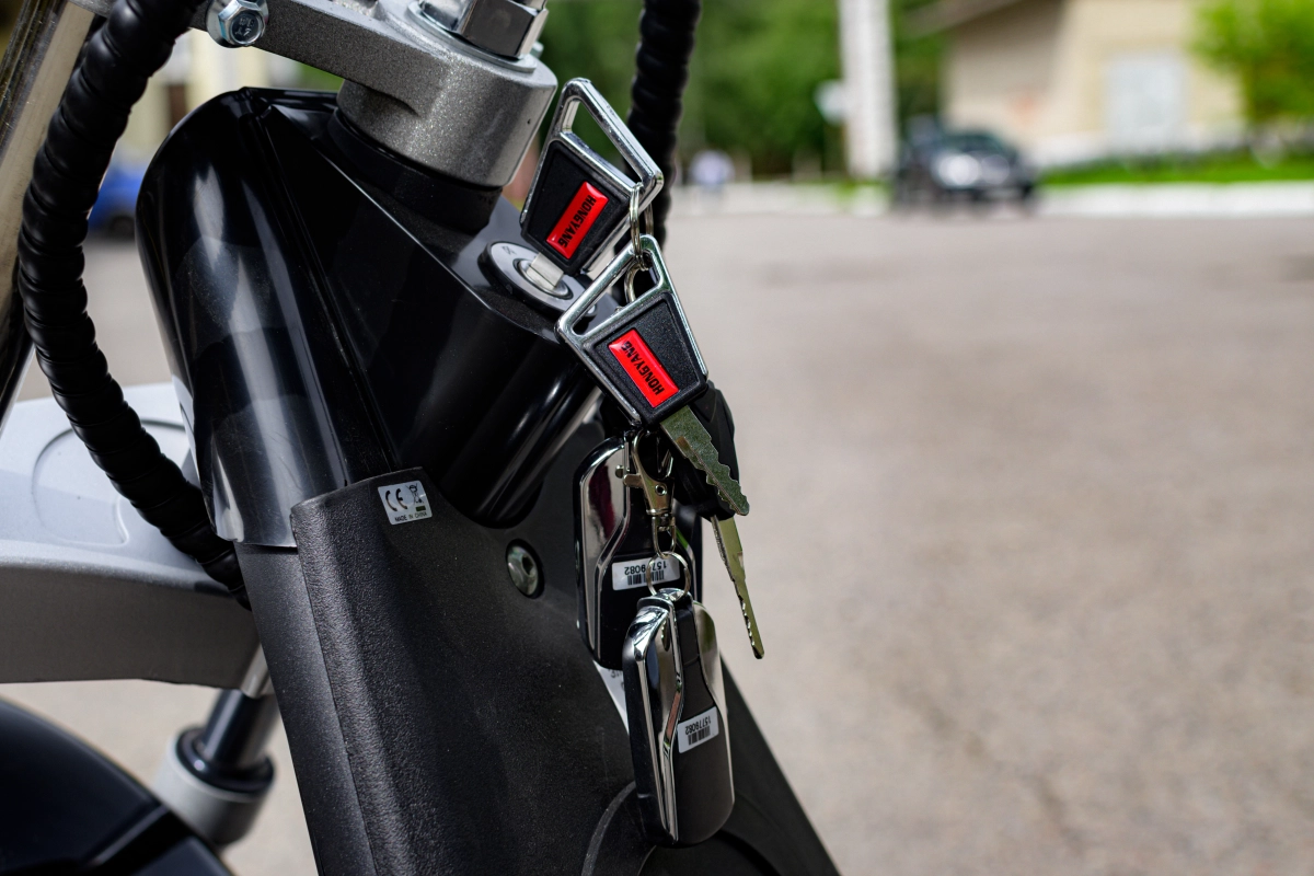 Электроскутер AVM CityCoco Axel 2000