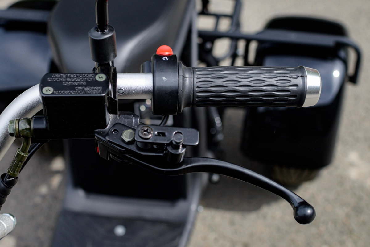 Электроскутер AVM CityCoco Axel 2000