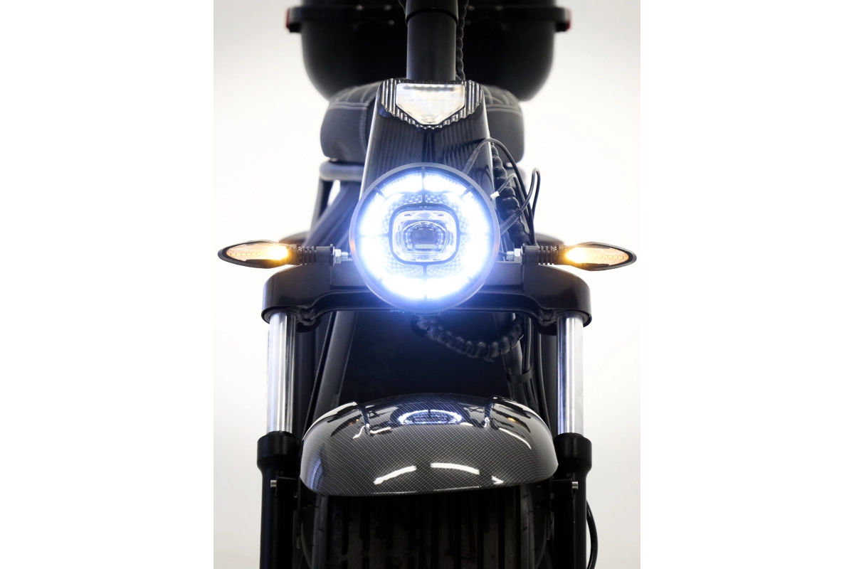 Электроскутер двухколёсный IKINGI X7 PRO