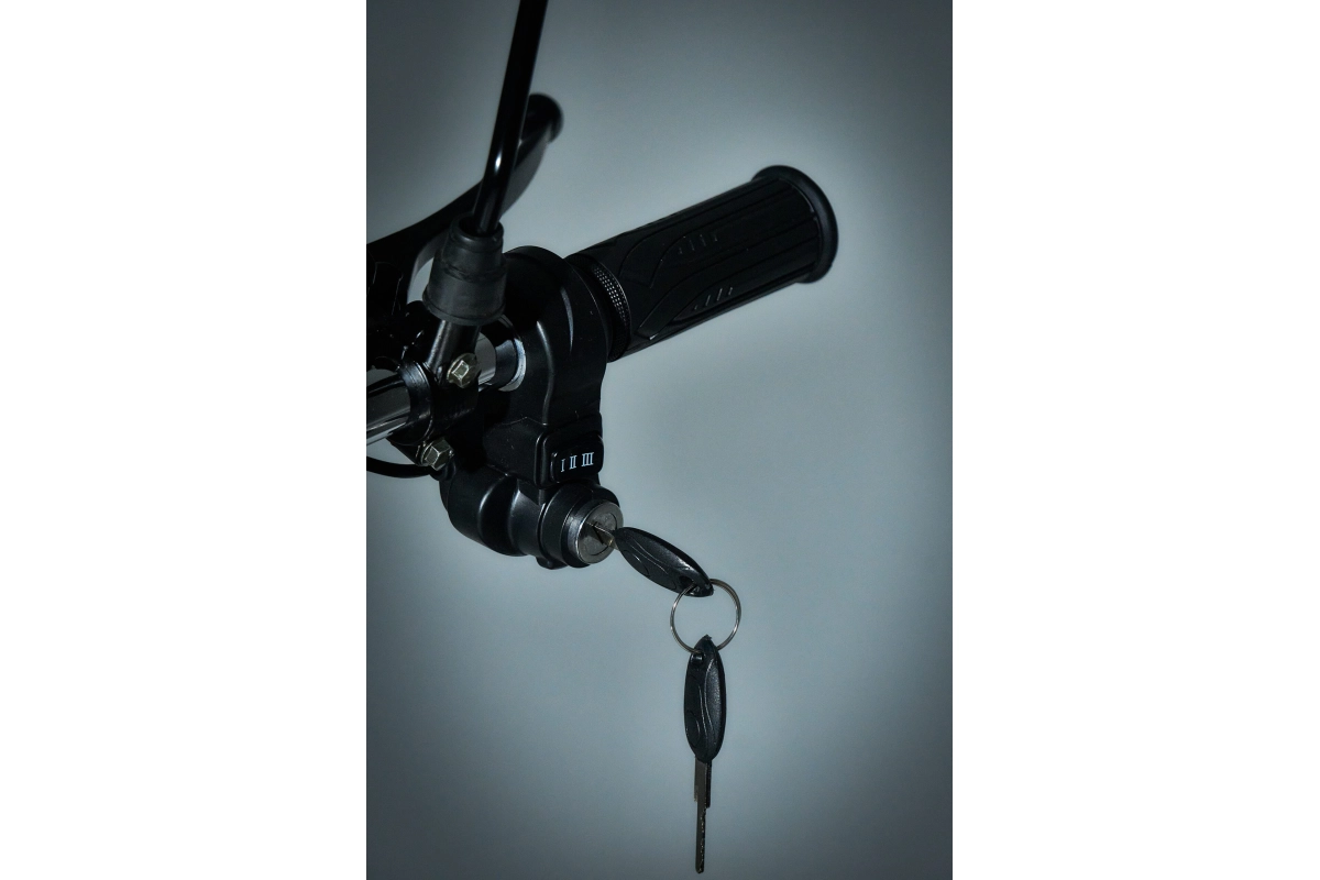 Электроскутер двухколёсный IKINGI X1 PRO