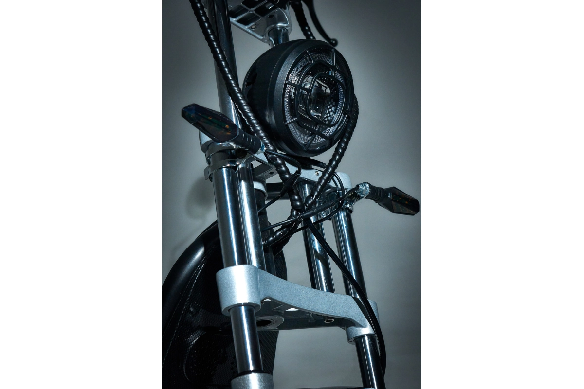 Электроскутер двухколёсный IKINGI X1 PRO