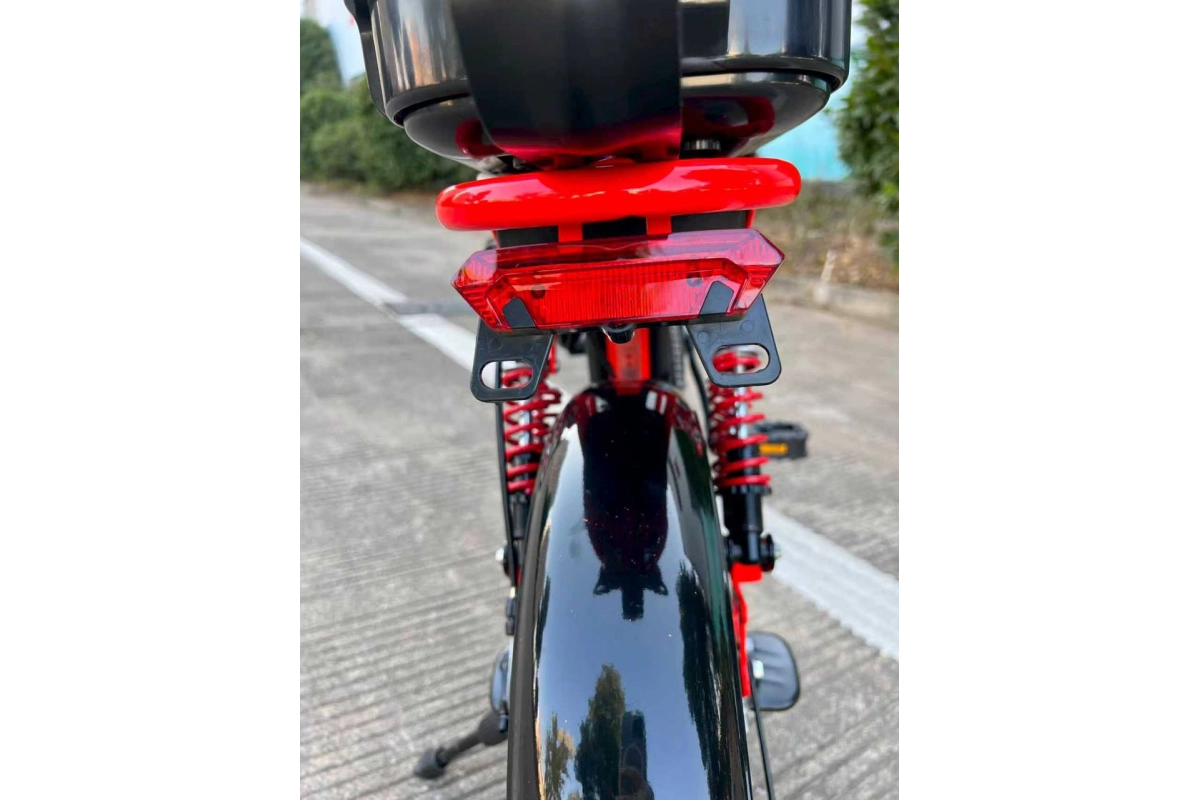 Электровелосипед складной Tsunami Panda красный