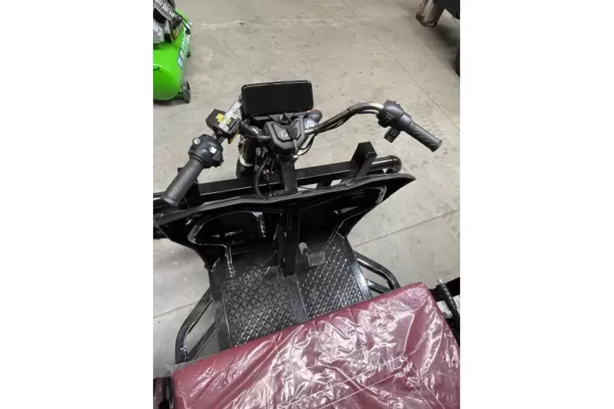 Электротрицикл Tsunami E3 с подъёмным механизмом