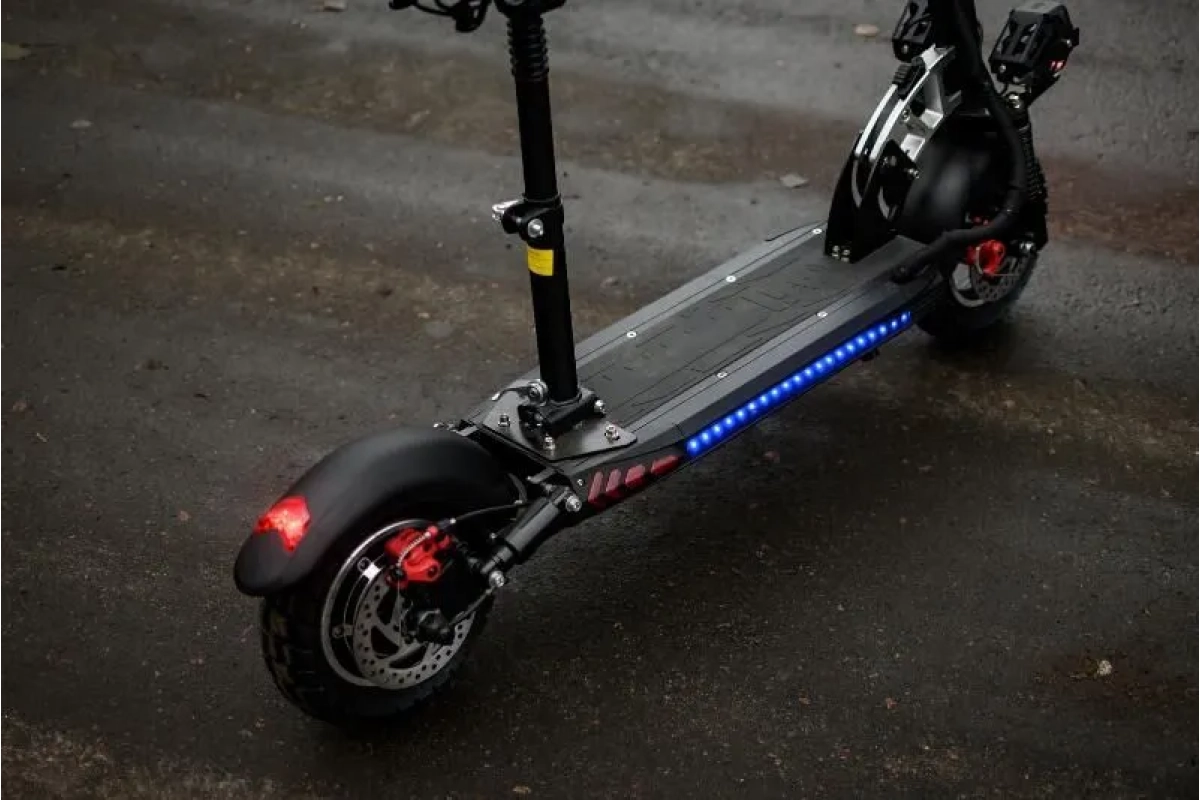 Электросамокат AVM MAX SPEED