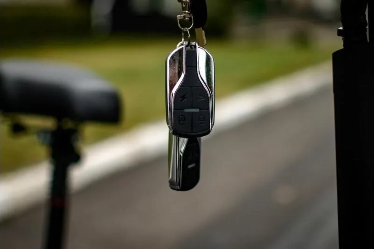 Электросамокат AVM MAX SPEED