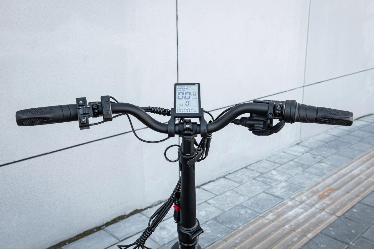 Электровелосипед Smart8 Saturn