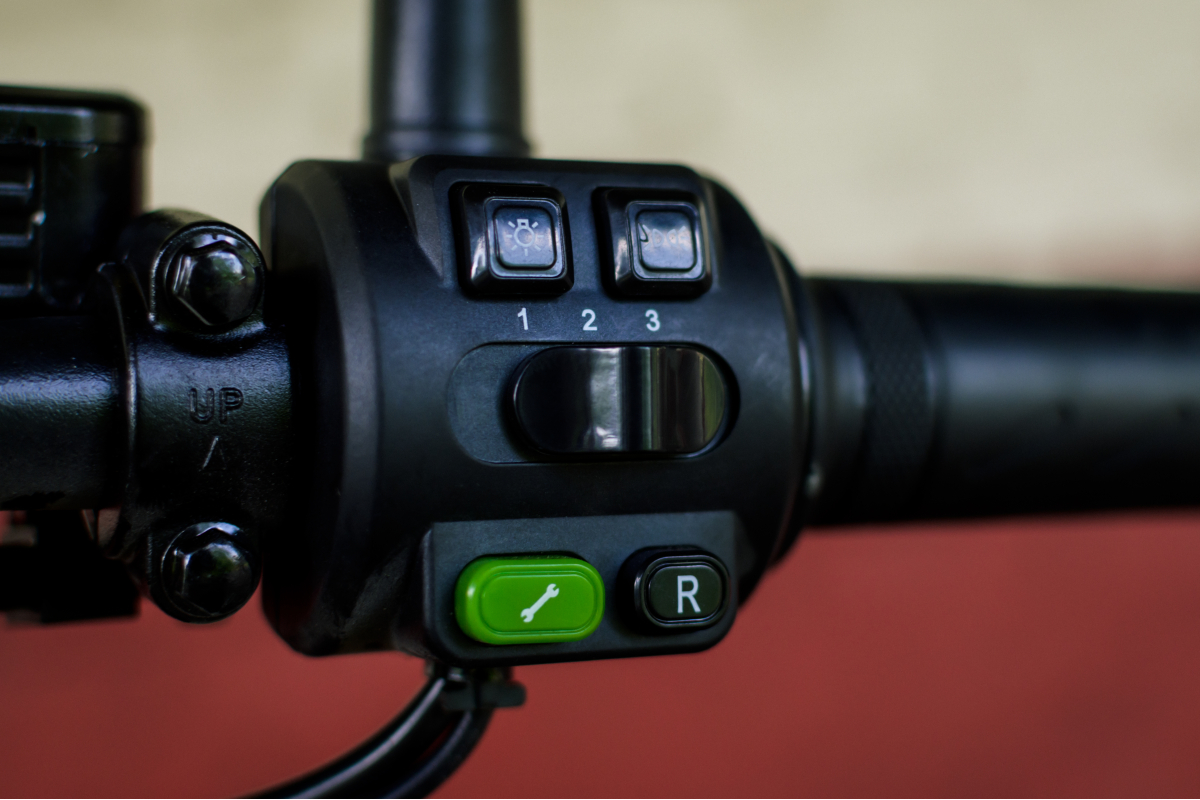 Электроскутер AVM Zoomer