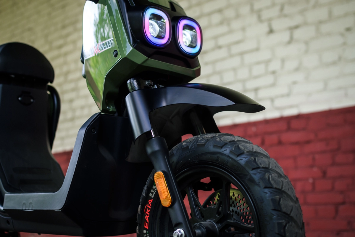 Электроскутер AVM Zoomer