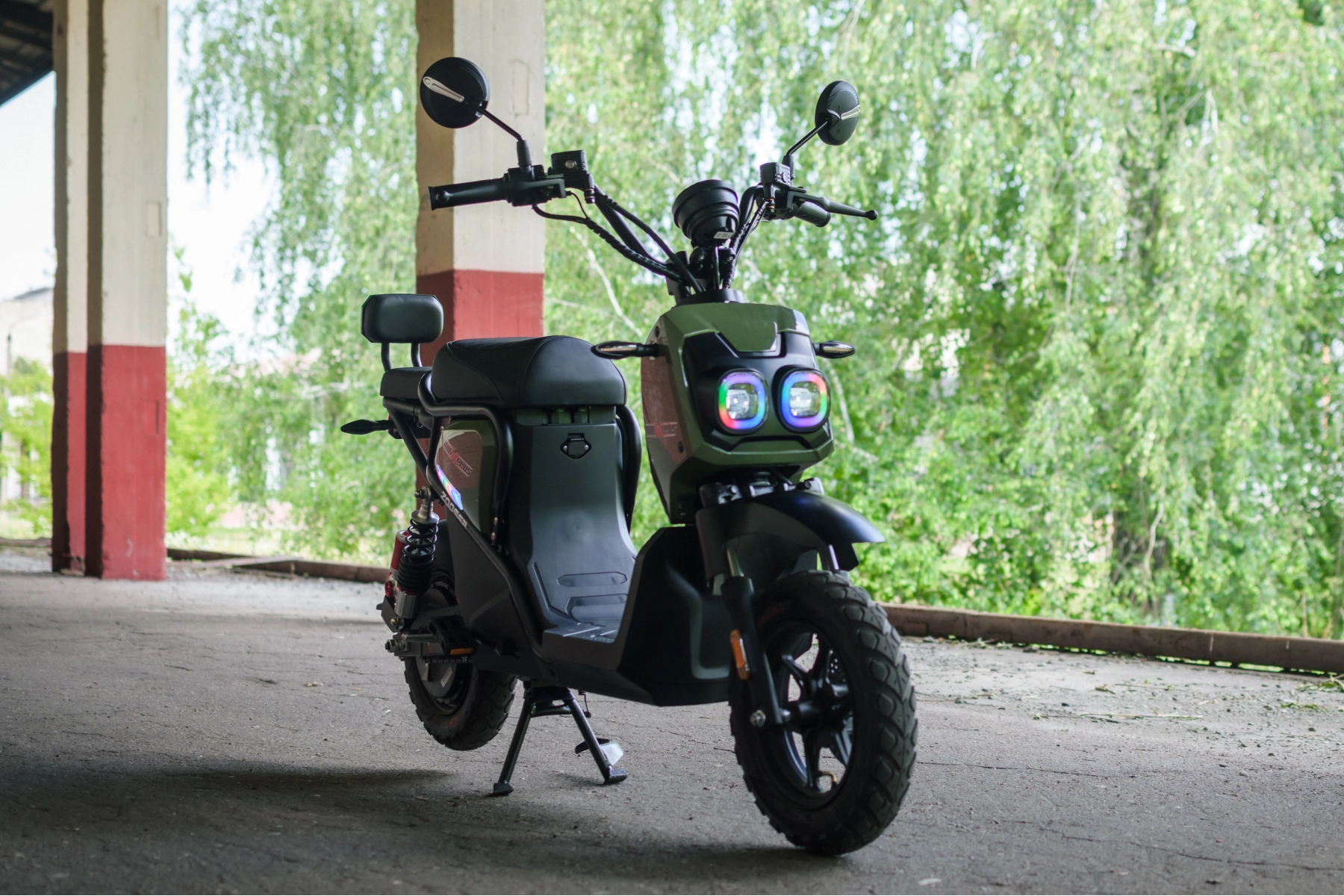 Электроскутер AVM Zoomer