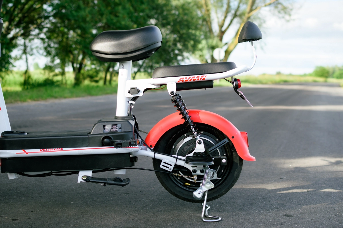 Электроскутер AVM Delta Lite
