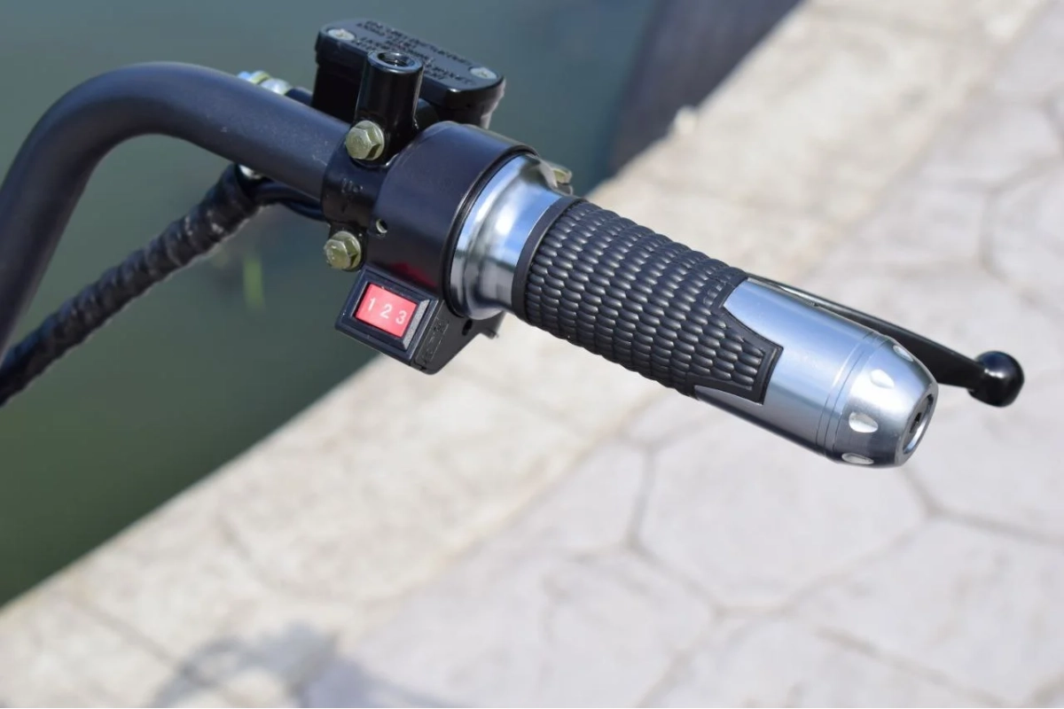 Электроскутер Terax City X1