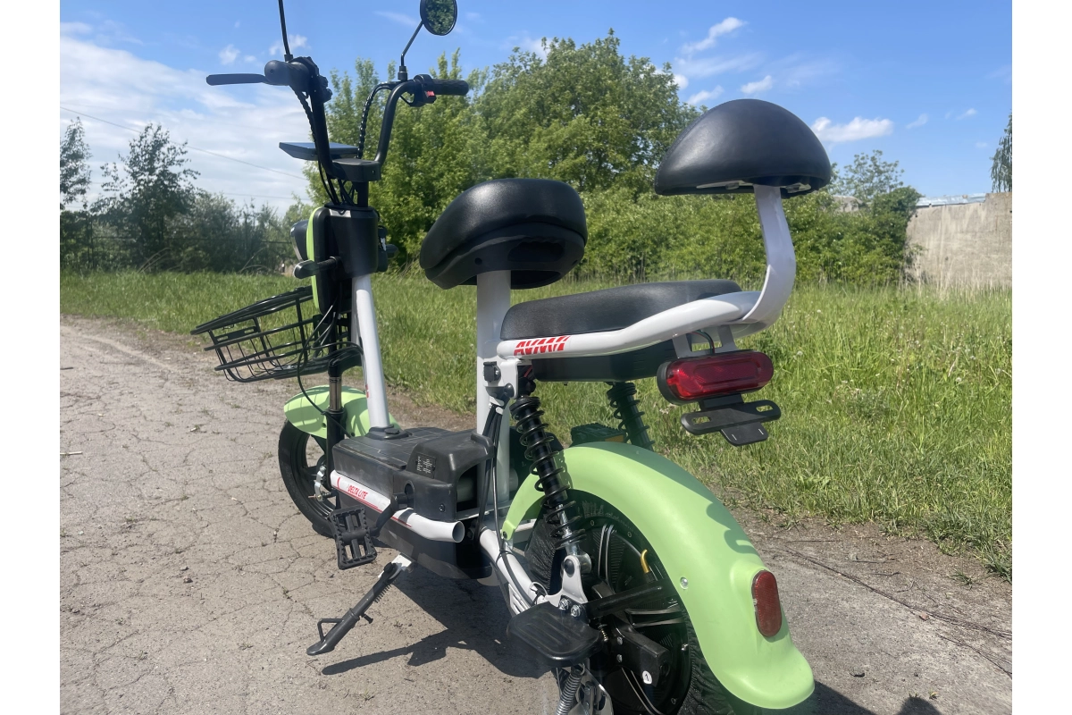 Электроскутер AVM Delta Lite