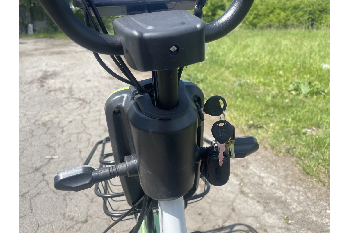 Электроскутер AVM Delta Lite