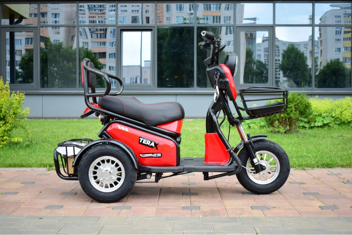 Электротрицикл Terax BIGGI красный