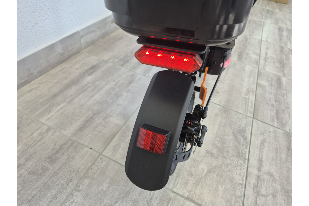 Электросамокат Terax XS06