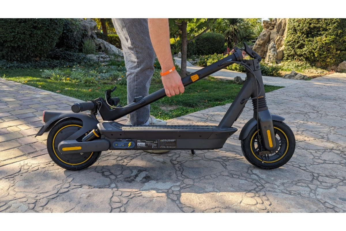 Электросамокат Ninebot KickScooter MAX G2