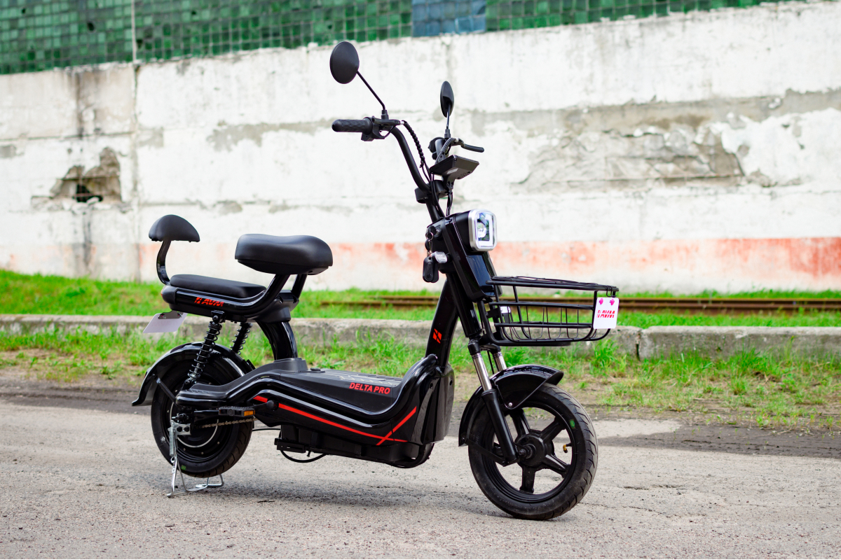 Электроскутер AVM DELTA Pro