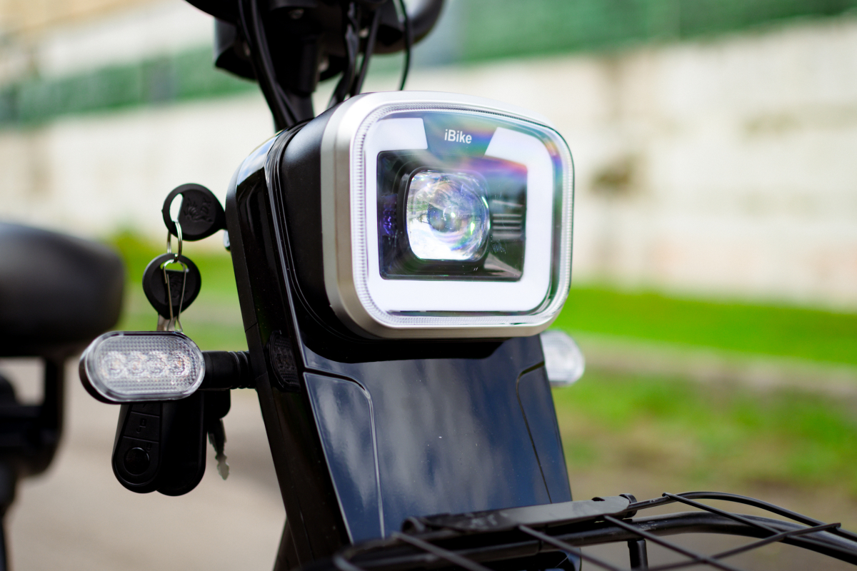 Электроскутер AVM DELTA Pro