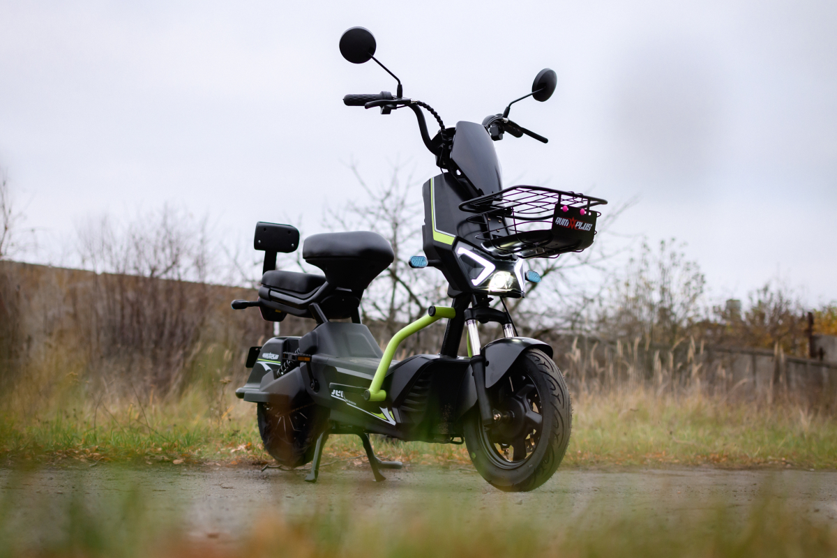 Электроскутер AVM JET