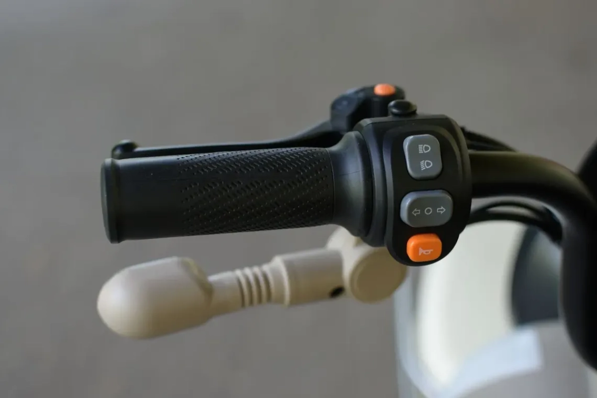 Электротрицикл пассажирский AVM City 650