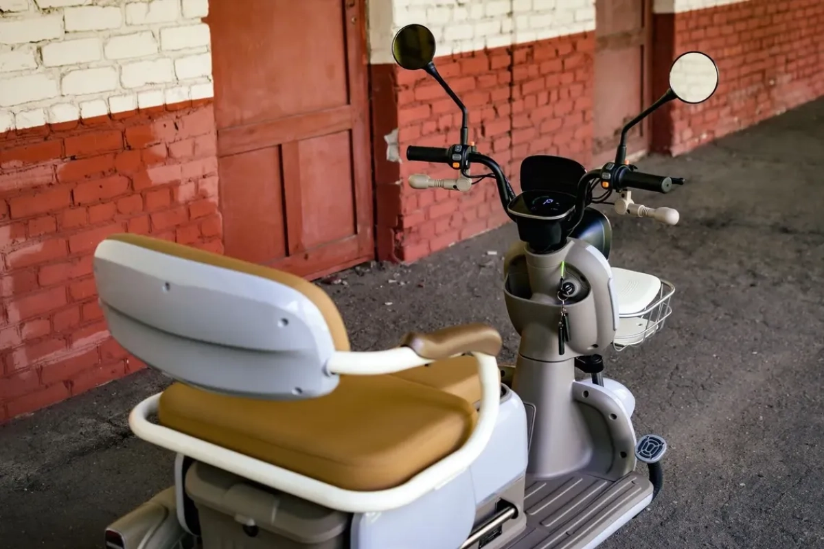 Электротрицикл пассажирский AVM City 650