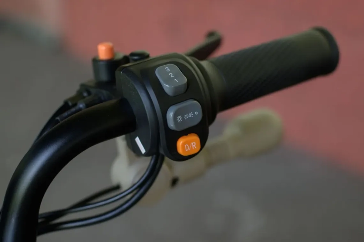 Электротрицикл пассажирский AVM City 650