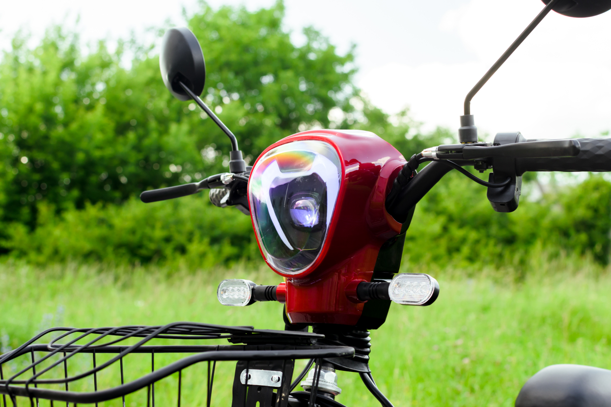 Электроскутер AVM DELTA