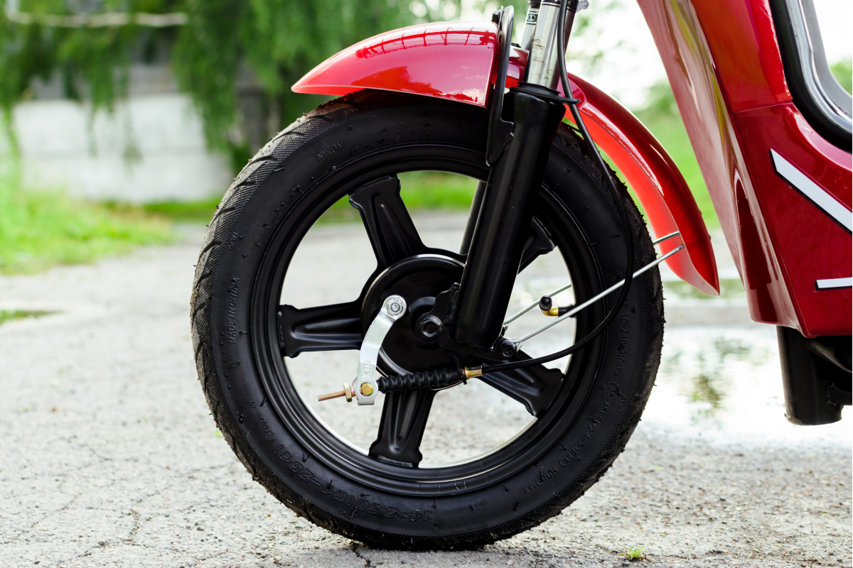 Электроскутер AVM DELTA