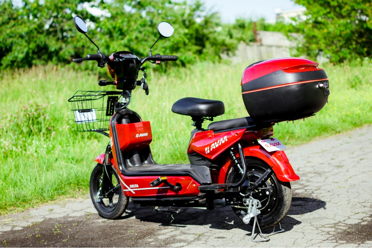 Электроскутер AVM DELTA