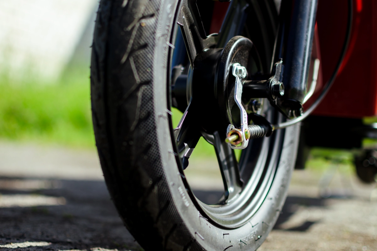 Электроскутер AVM DELTA