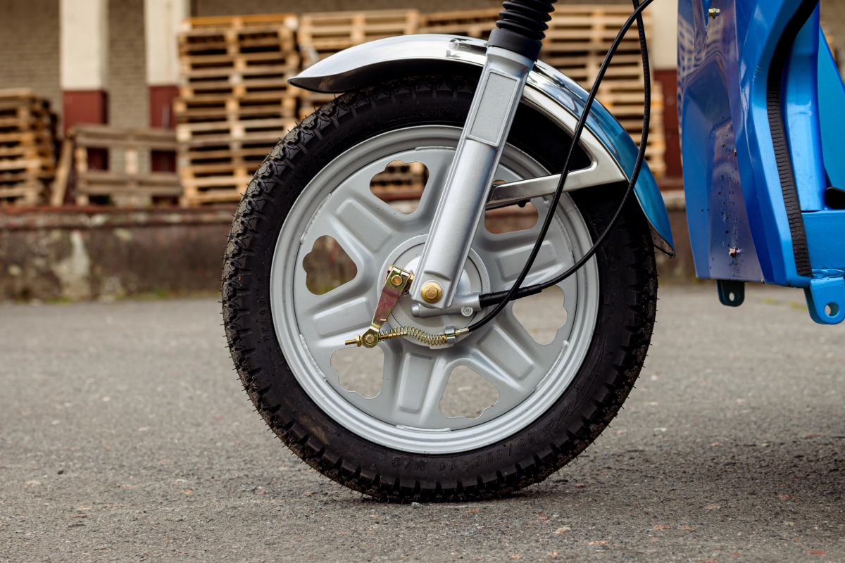 Электротрицикл грузовой AVM Cargo 1500