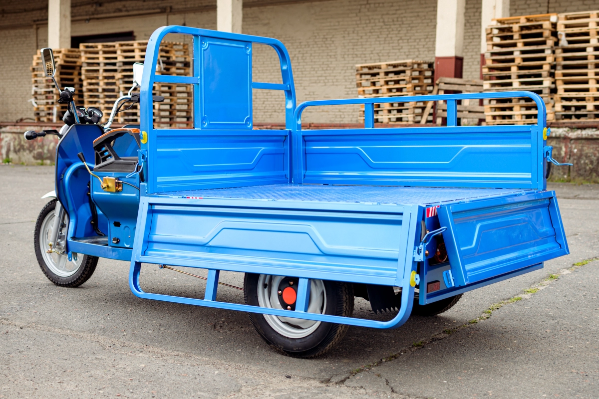 Электротрицикл грузовой AVM Cargo 1500