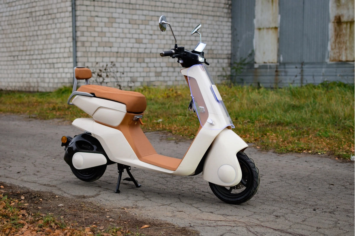 Электроскутер AVM Keren Stardust