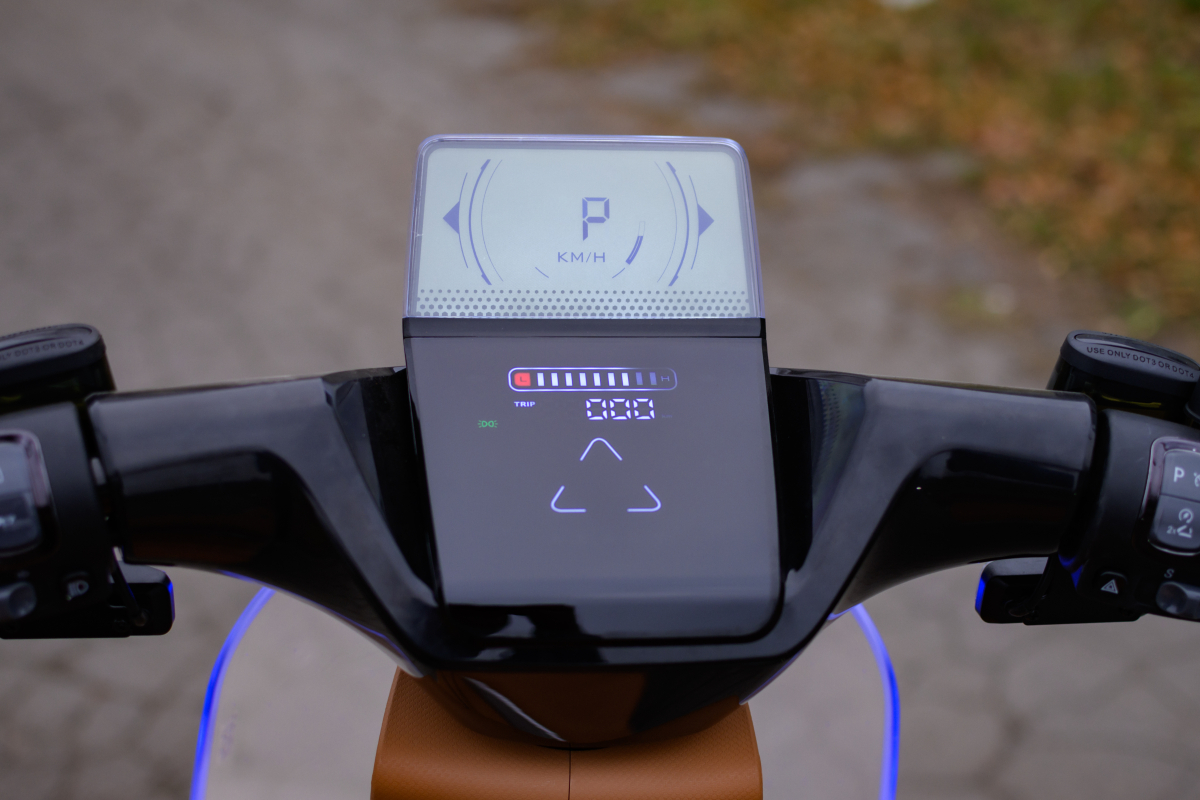 Электроскутер AVM Keren Stardust