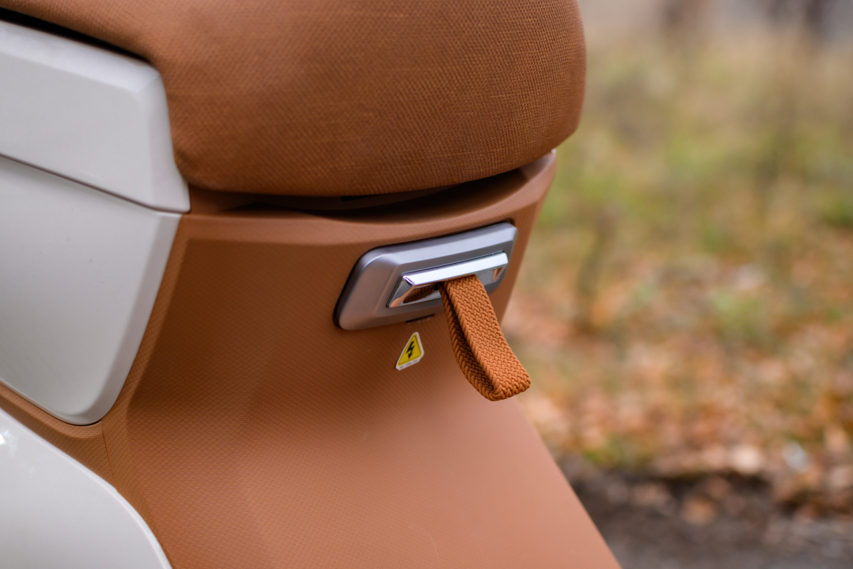 Электроскутер AVM Keren Stardust