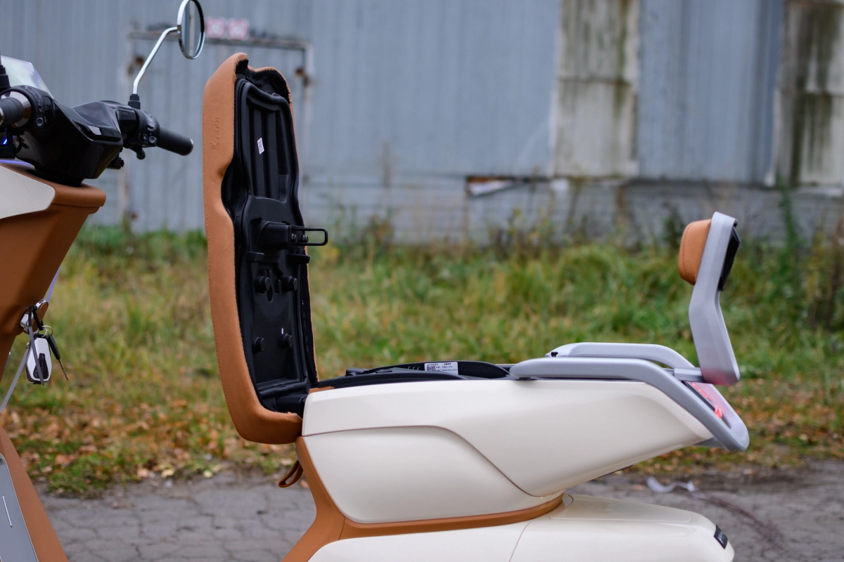 Электроскутер AVM Keren Stardust