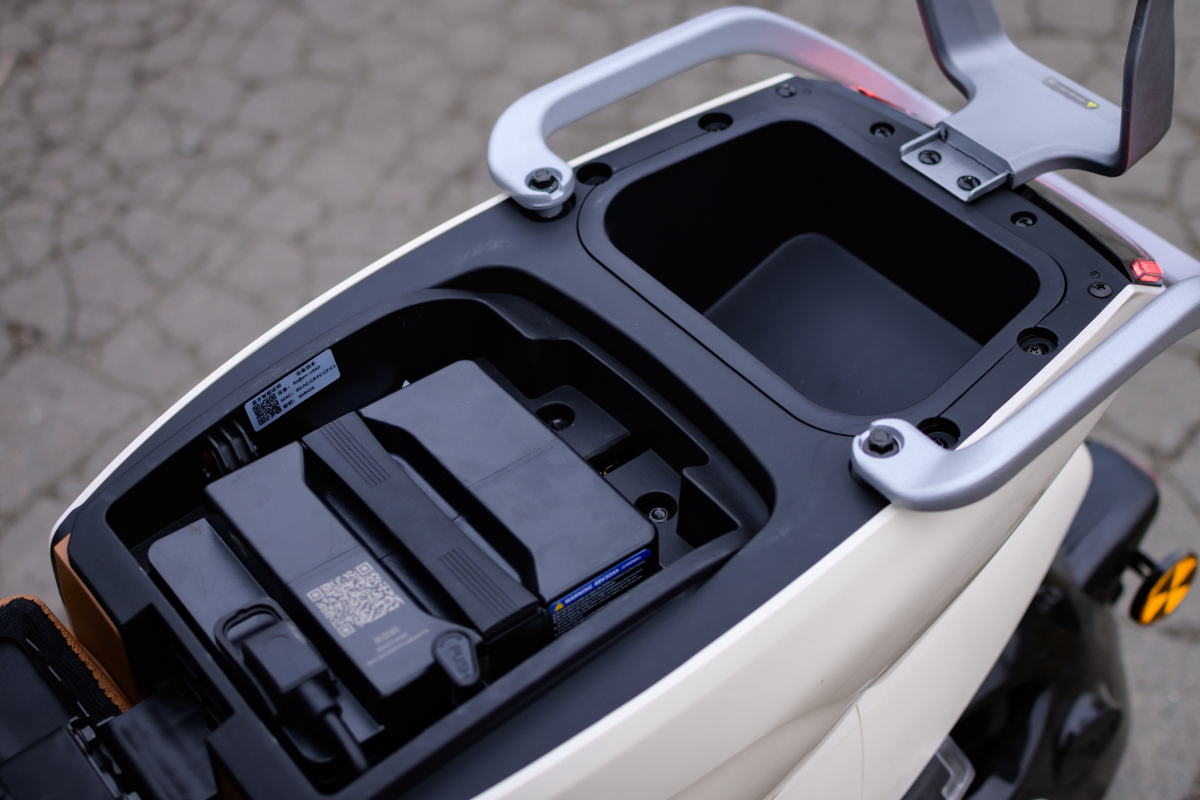 Электроскутер AVM Keren Stardust