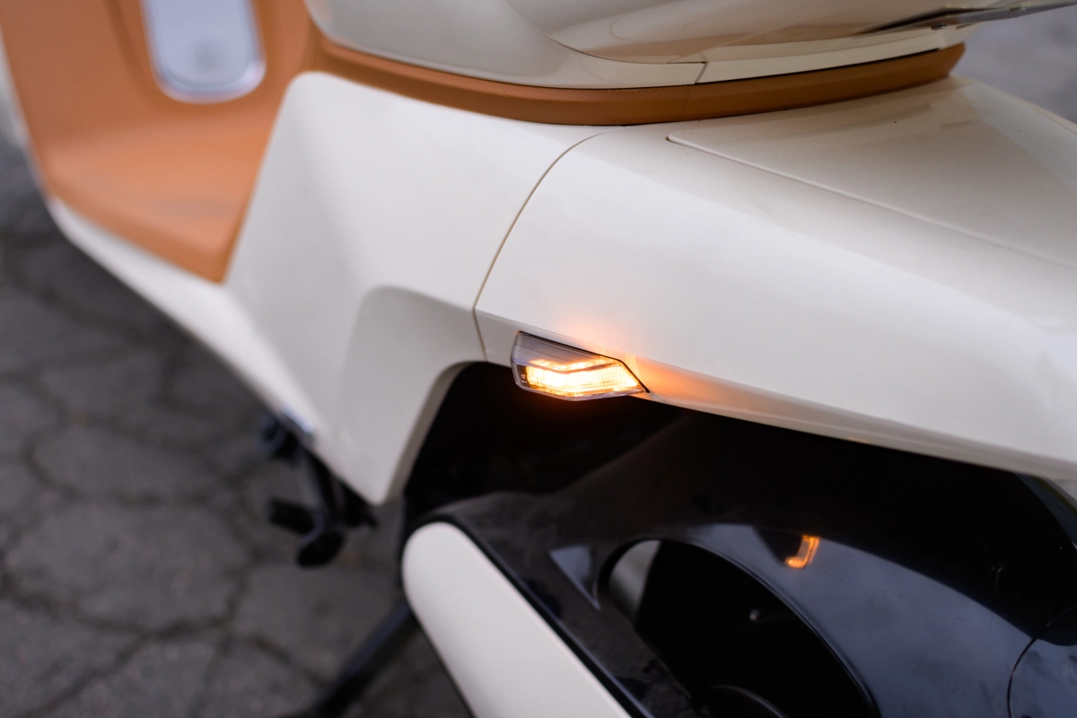 Электроскутер AVM Keren Stardust