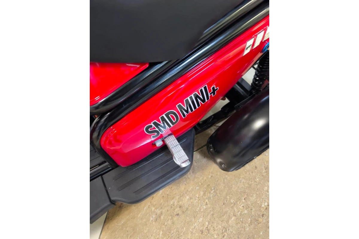 Электротрицикл SMD MINI PLUS красный